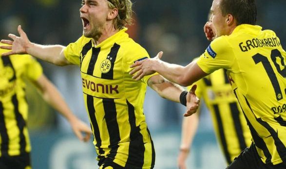  多特蒙德青春风暴席卷柏林联合收获三分
