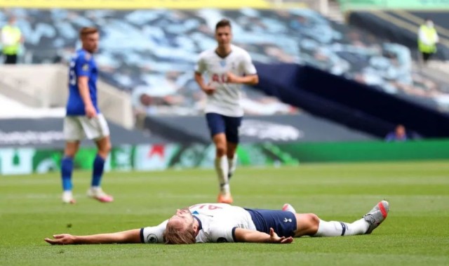  伯恩利主场雨战不敌热刺孙兴慜造乌龙+直接任意球破门