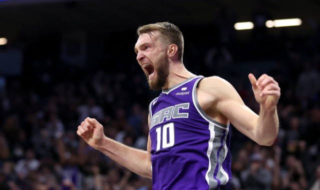  哈里伯顿准三双步行者加时险胜篮网保悬念