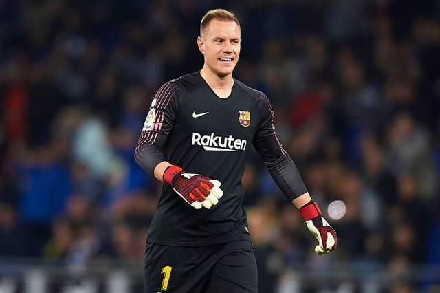  那不勒斯卫冕之路遭遇两连败危机加剧  