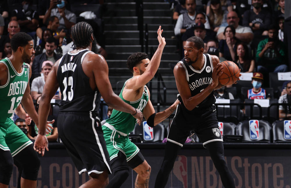  塔图姆末节爆发凯尔特人逆转篮网止住颓势  